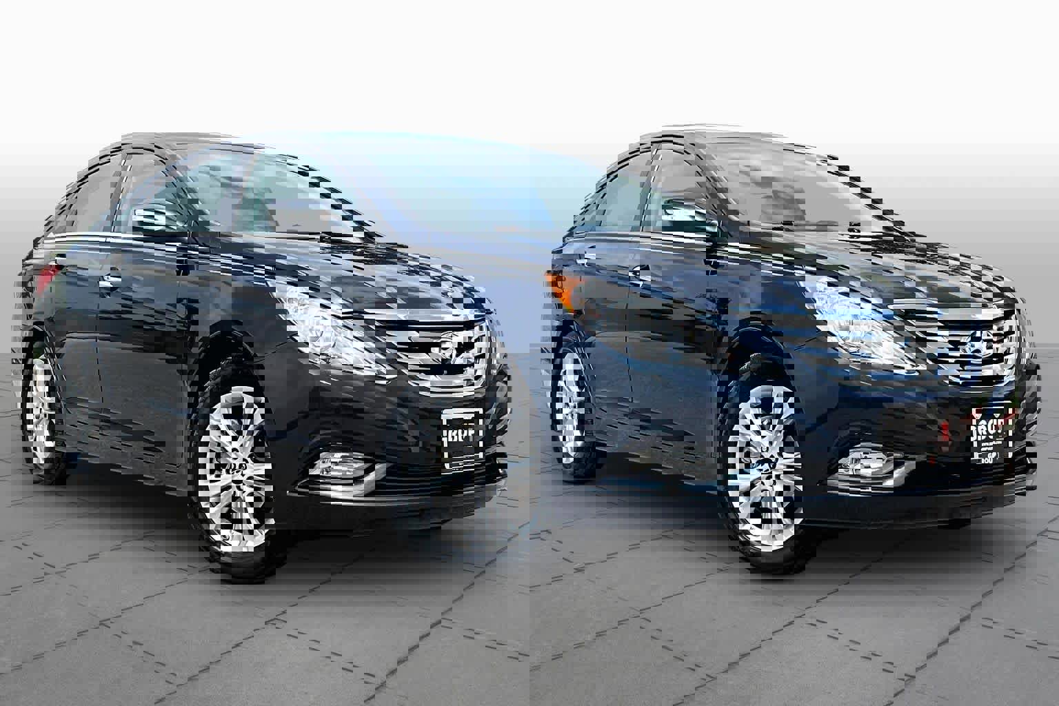 Used 2013 Hyundai Sonata Limited FWD image 3