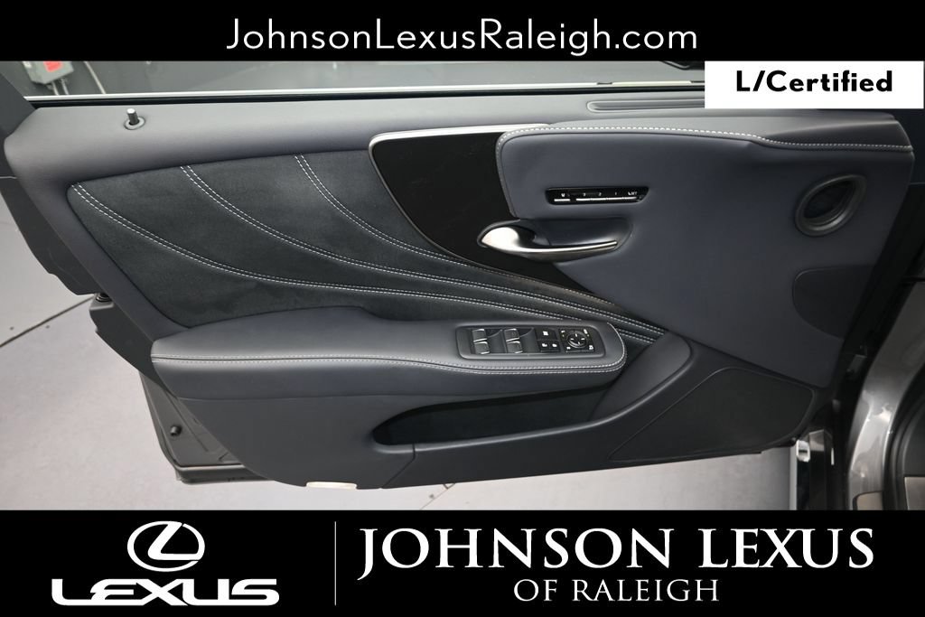 Certified 2024 Lexus LS 500 RWD image 11