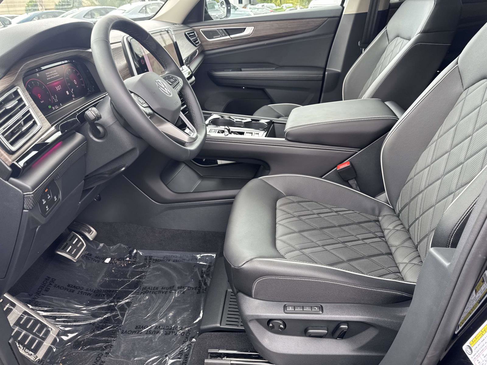 New 2026 Volkswagen Atlas SEL Premium R-Line image 17