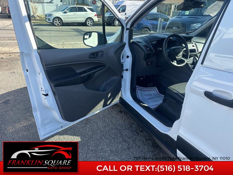 Used 2019 Ford Transit Connect XL image 16