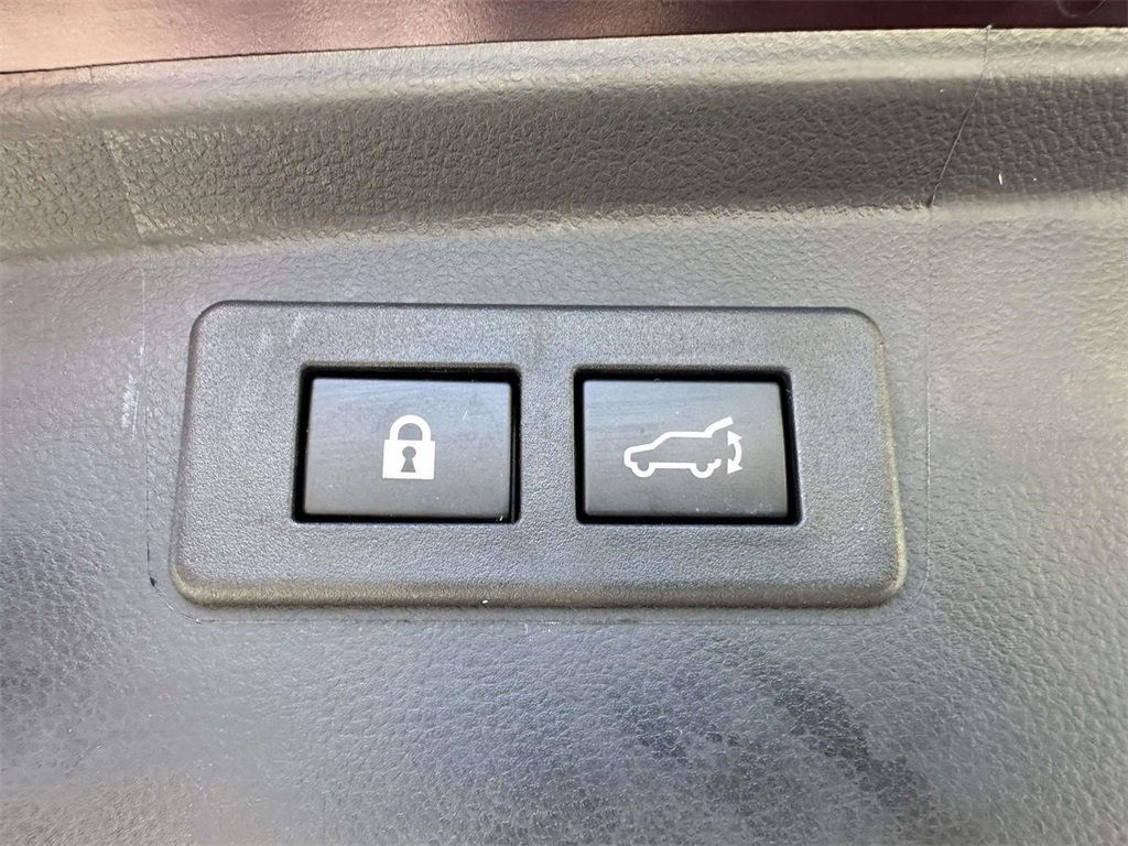 Certified 2023 Subaru Outback Limited image 12