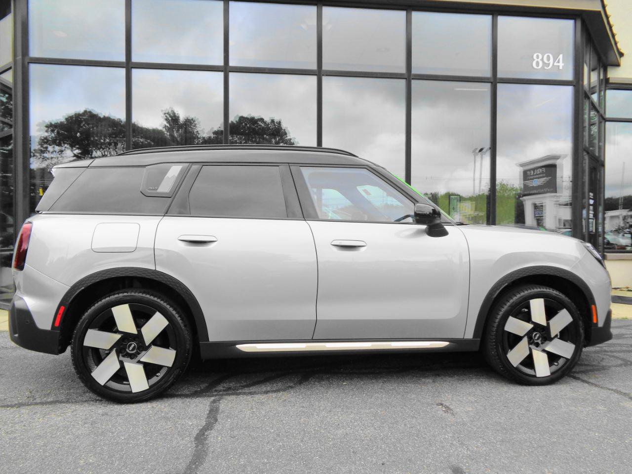 Used 2025 MINI Cooper Countryman S w/ Comfort Package Max AWD/4WD image 4