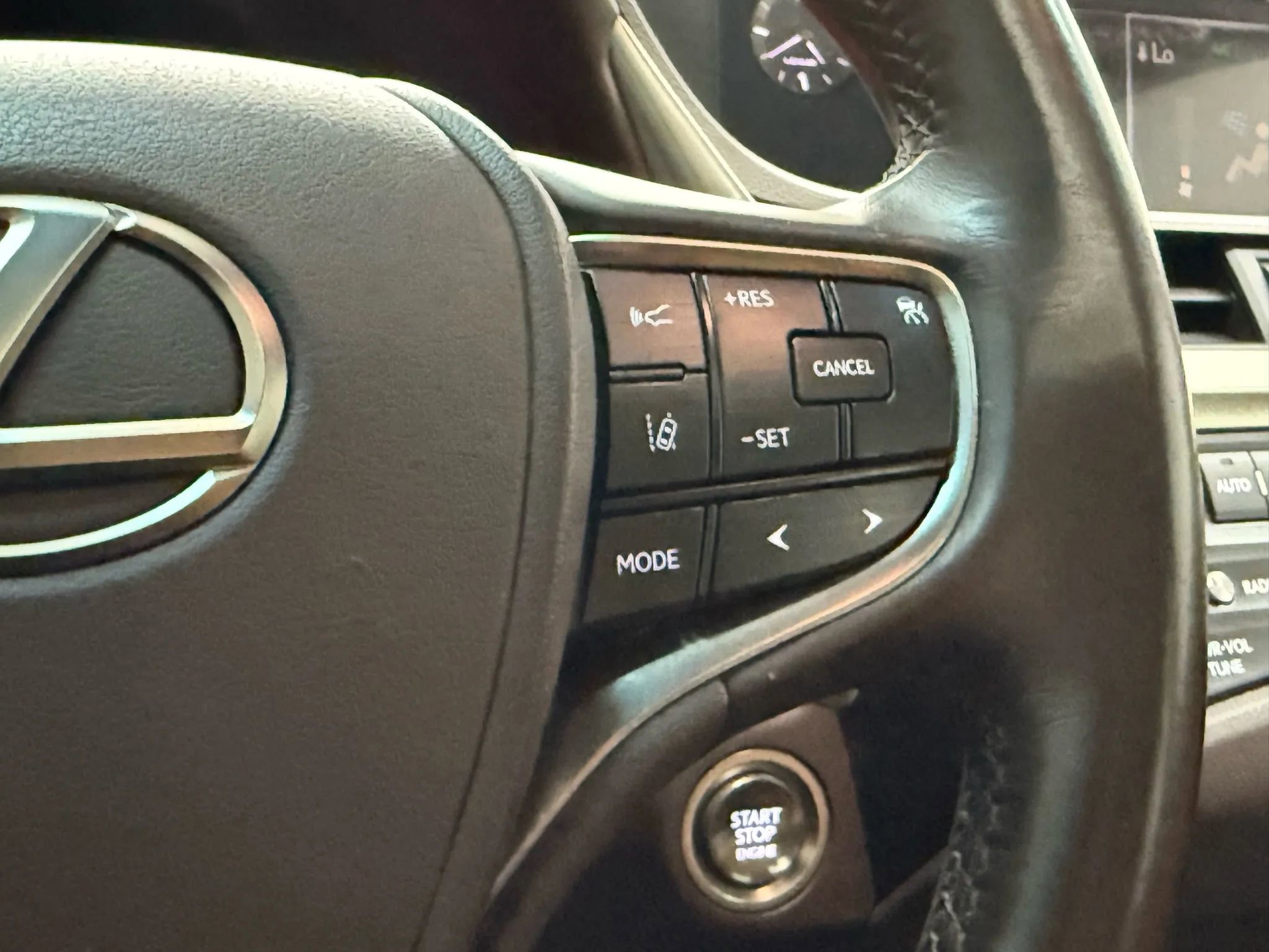 Used 2019 Lexus ES 350 w/ Accessory Package 2 image 23