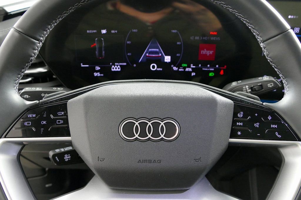 Used 2025 Audi Q5 Premium Plus w/ Premium Plus AWD/4WD image 16