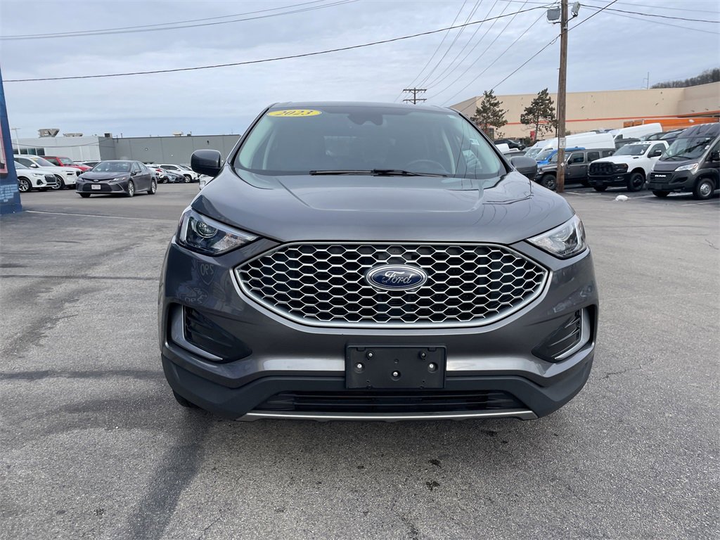Used 2023 Ford Edge SEL image 5