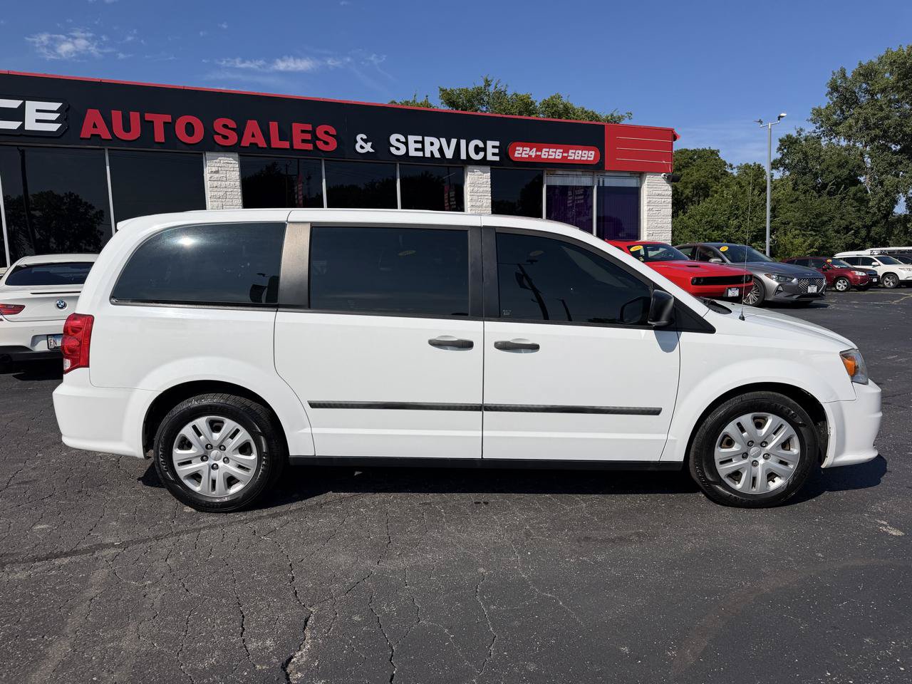 Used 2015 Dodge Grand Caravan American Value Package FWD image 8