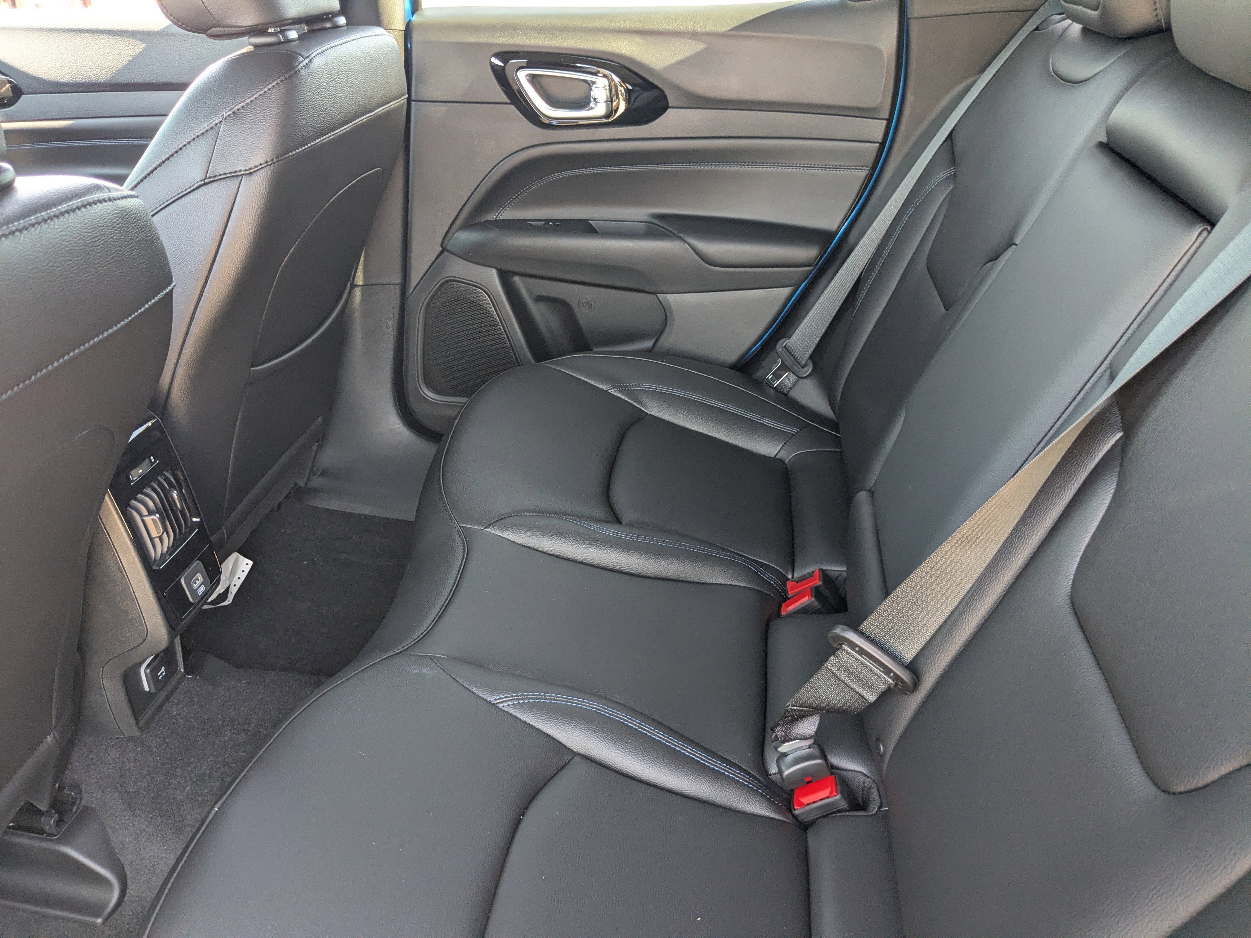 New 2026 Jeep Compass Limited AWD/4WD image 14