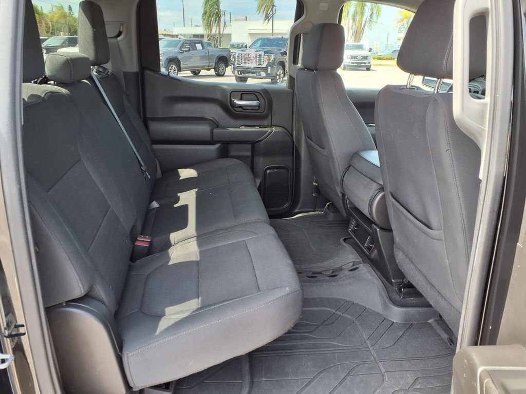 Used 2022 Chevrolet Silverado 1500 Custom w/ Safety Confidence Package AWD/4WD image 15