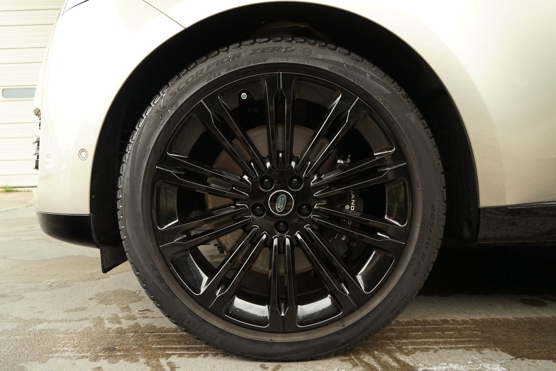 Used 2023 Land Rover Range Rover Autobiography AWD/4WD image 38
