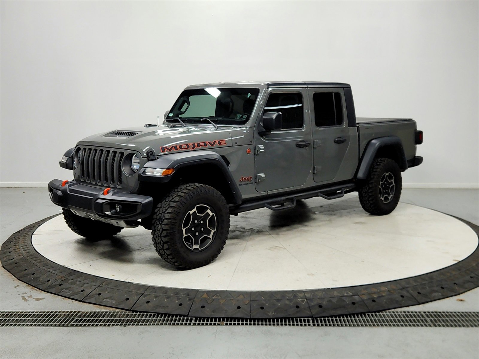 Used 2021 Jeep Gladiator Mojave w/ Cold Weather Group image 3