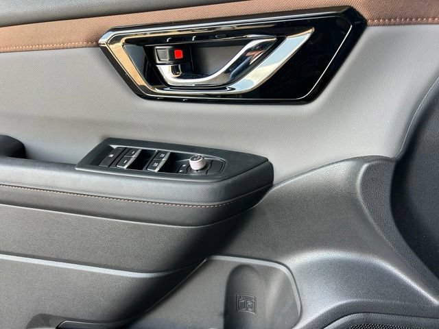 Used 2025 Subaru Forester Sport AWD/4WD image 9