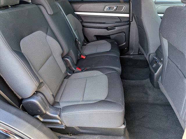 Used 2017 Ford Explorer XLT w/ Equipment Group 201A FWD image 20