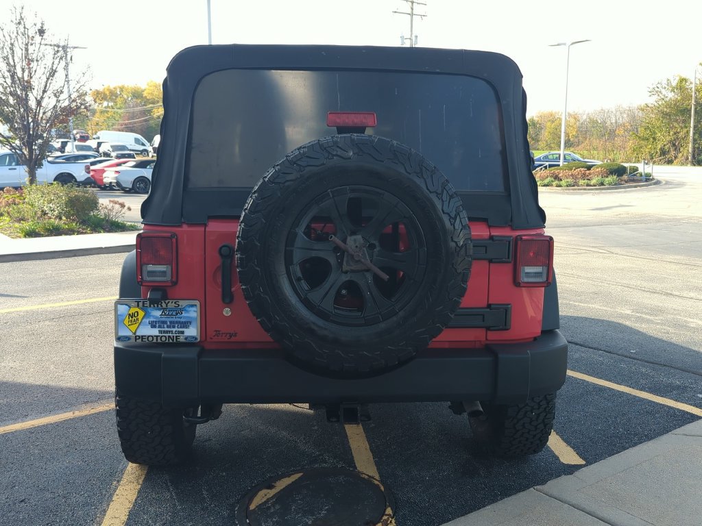 Used 2015 Jeep Wrangler Unlimited Sport w/ Quick Order Package 24S AWD/4WD image 4