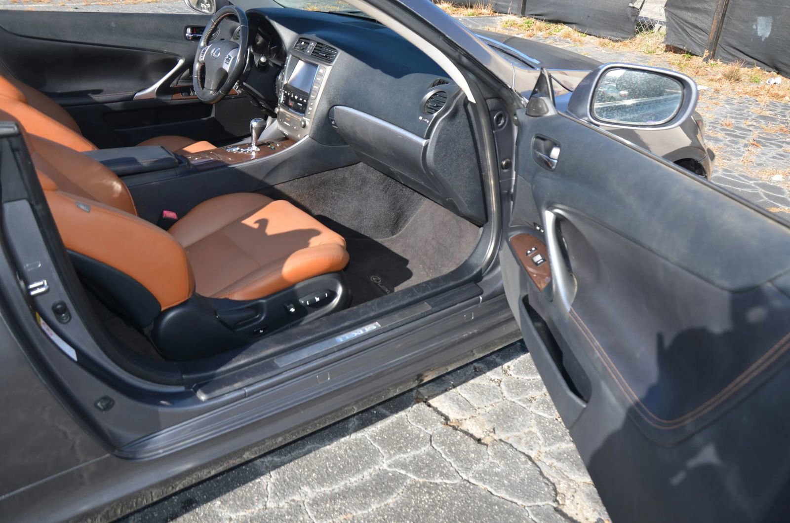 Used 2014 Lexus IS 250C w/ Luxury Package image 52