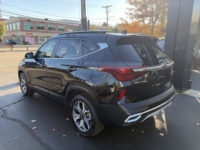 Used 2021 Kia Seltos EX AWD/4WD image 6