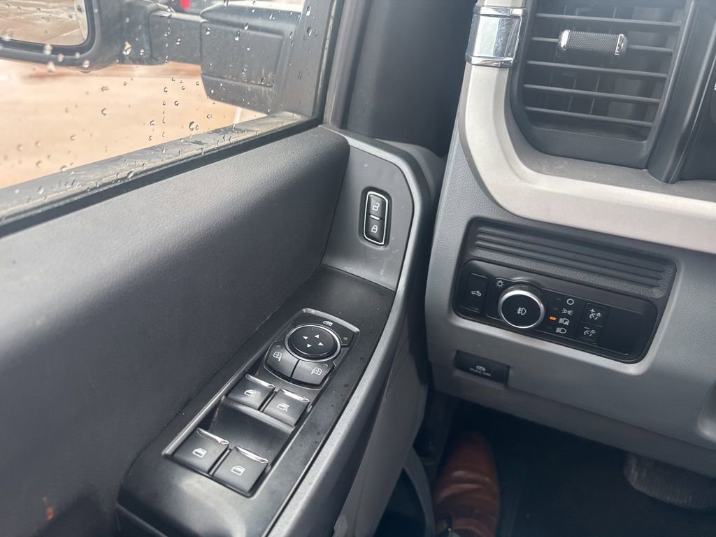Used 2023 Ford F250 XLT w/ FX4 Off-Road Package AWD/4WD image 12