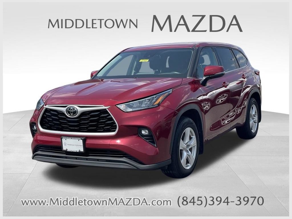 Used 2020 Toyota Highlander LE AWD/4WD video 1
