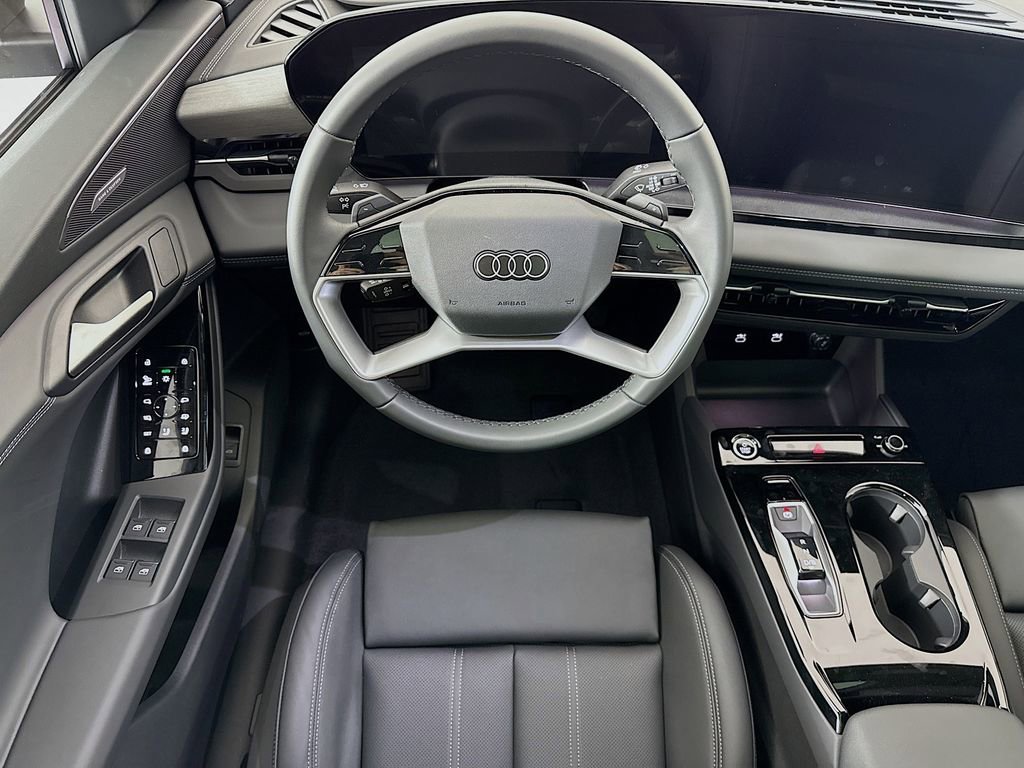 Used 2025 Audi Q6 e-tron Premium Plus image 12