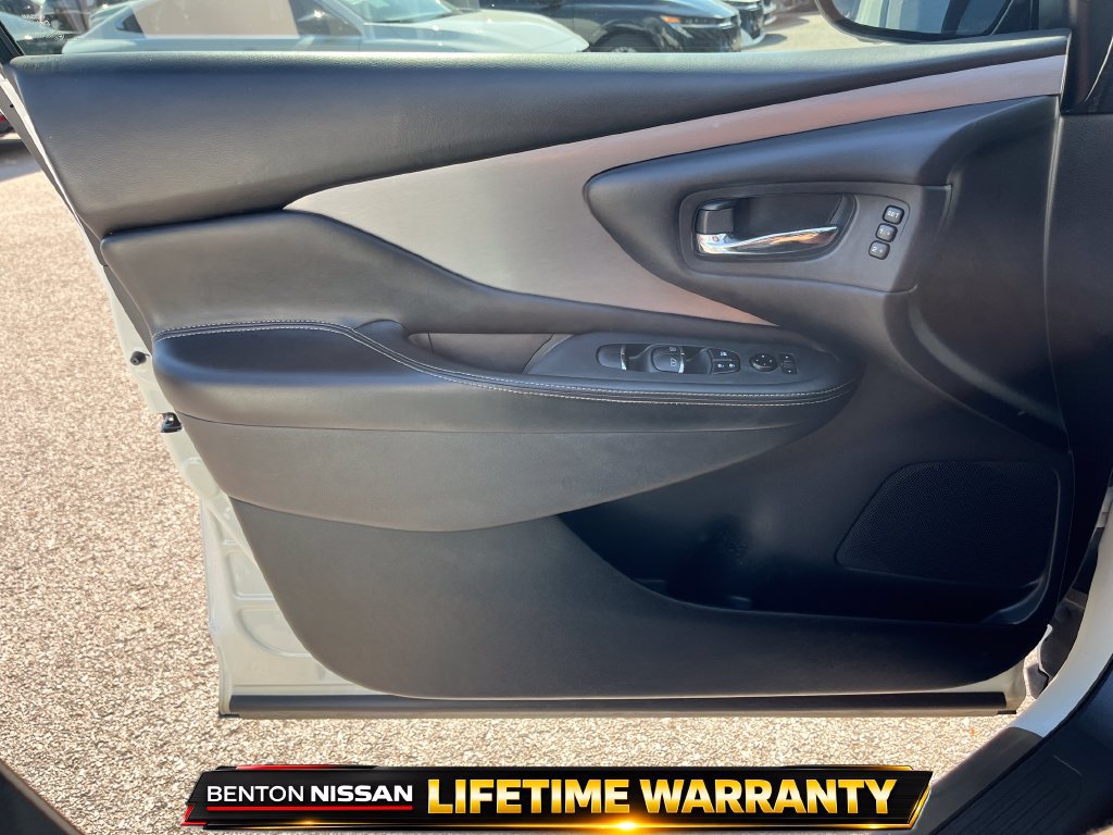 Used 2021 Nissan Murano SL w/ SL Moonroof Package FWD image 6