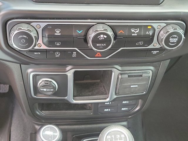 Used 2022 Jeep Wrangler Unlimited Sport image 29