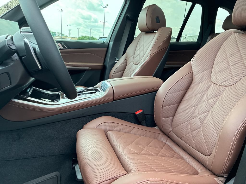 New 2026 BMW X5 xDrive40i AWD/4WD image 11
