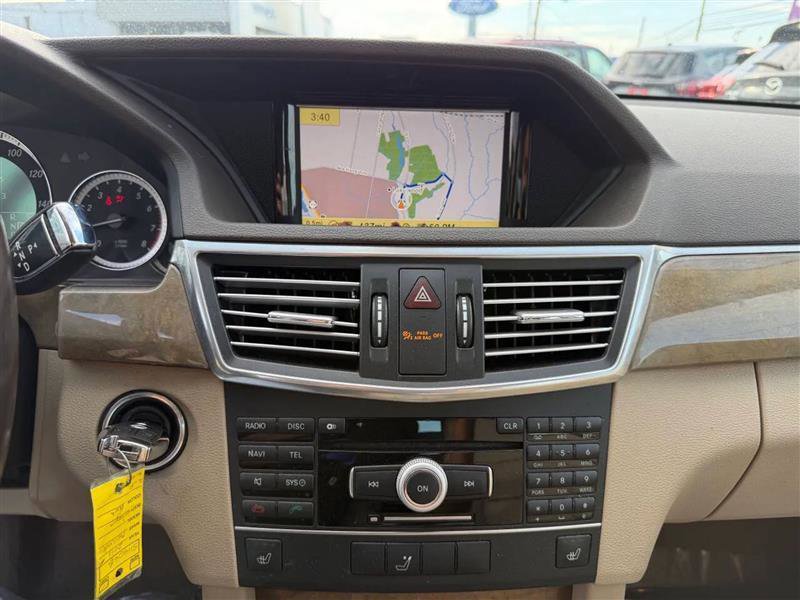 Used 2011 Mercedes-Benz E 350 4MATIC Wagon image 20