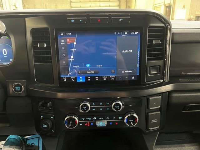 Used 2024 Ford F250 Lariat w/ Chrome Package image 22