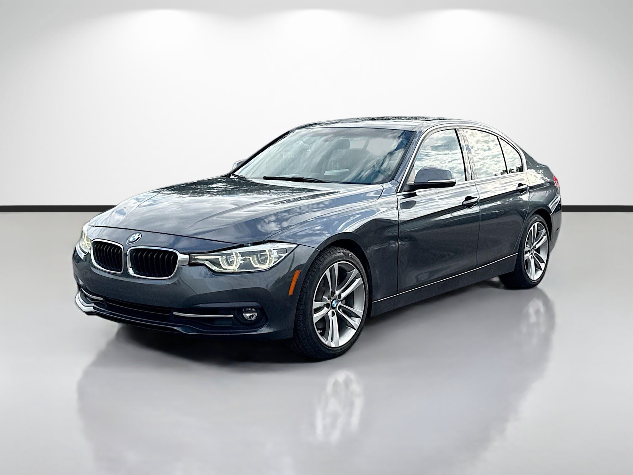Used 2017 BMW 330i Sedan RWD image 7