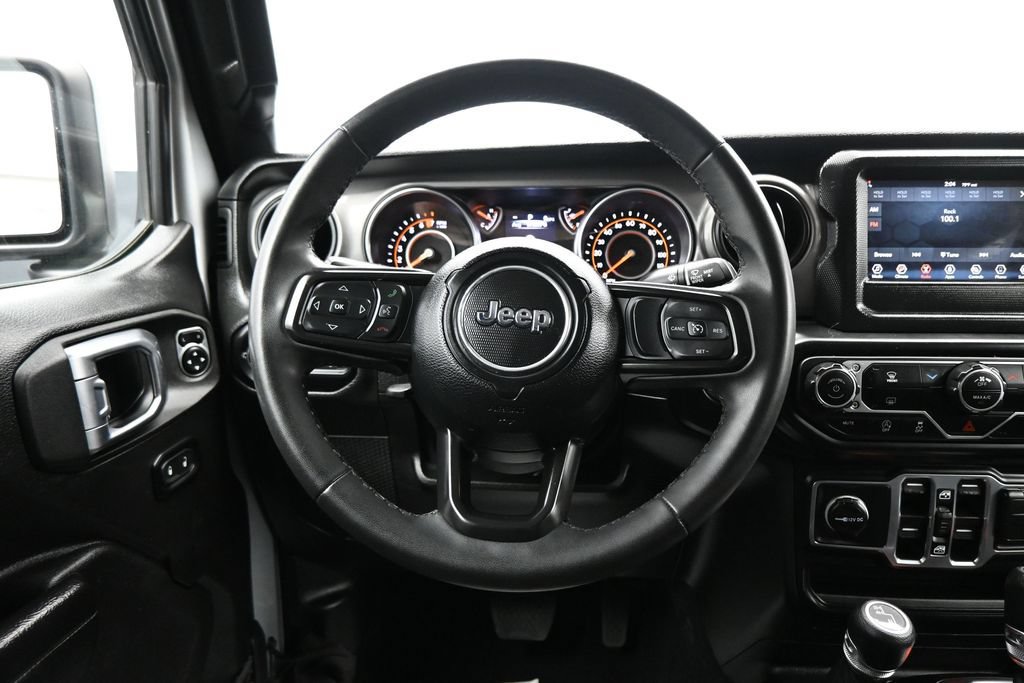 Used 2023 Jeep Gladiator Sport AWD/4WD image 16