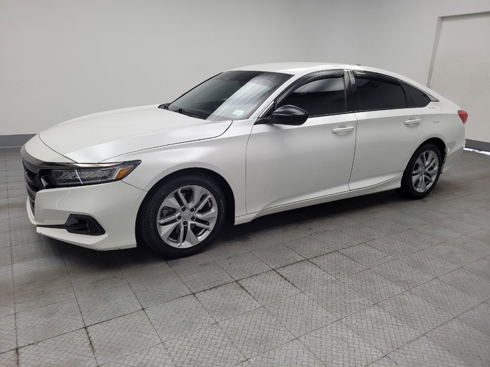 Used 2021 Honda Accord Sport image 2
