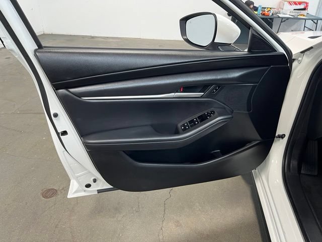Used 2021 MAZDA MAZDA3 s FWD image 24