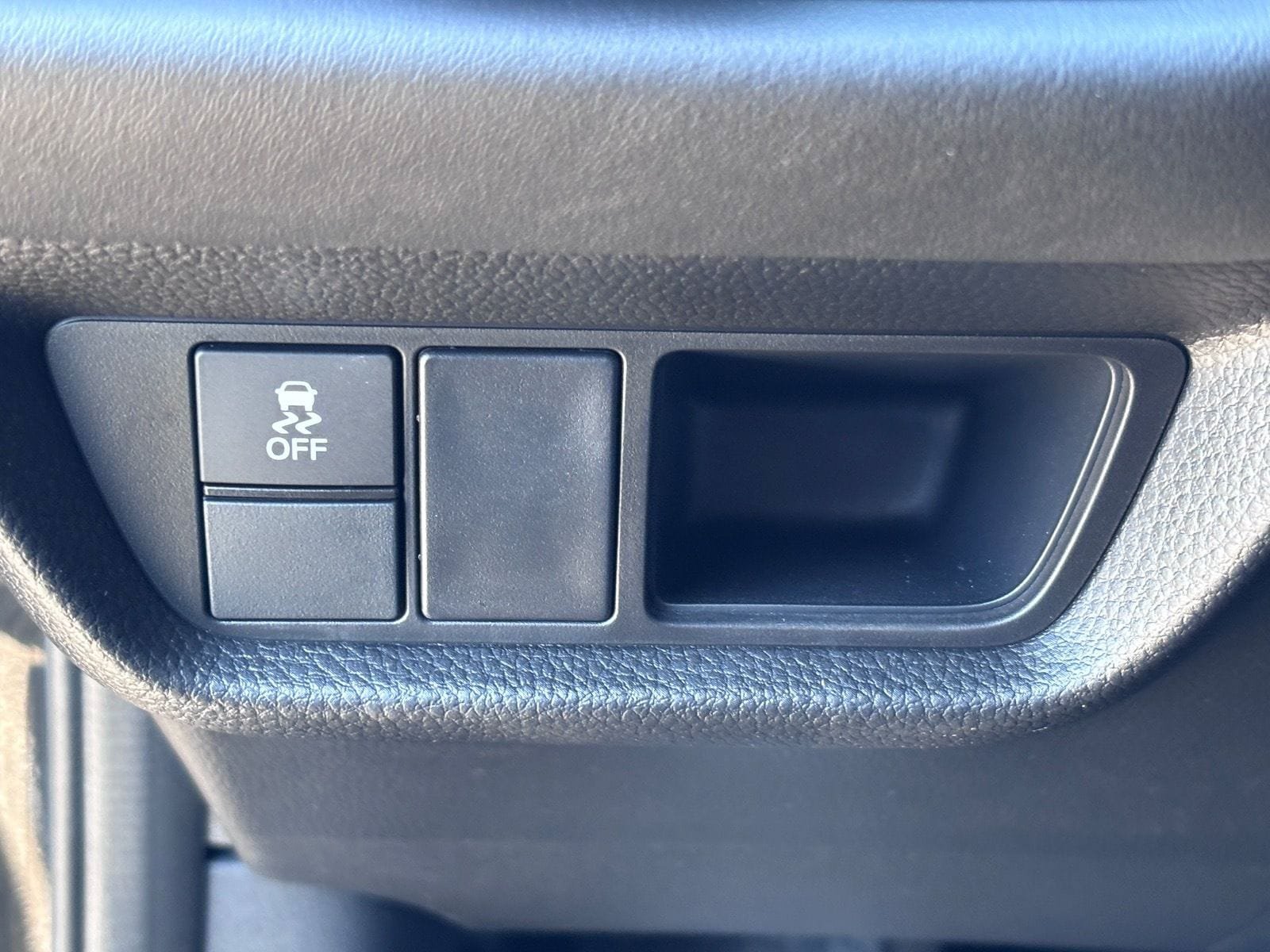 Certified 2024 Honda HR-V EX-L image 22
