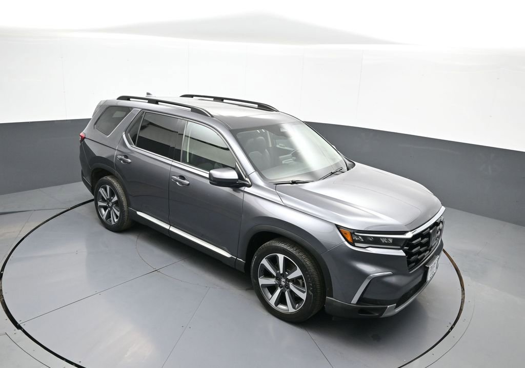Used 2023 Honda Pilot Touring image 38