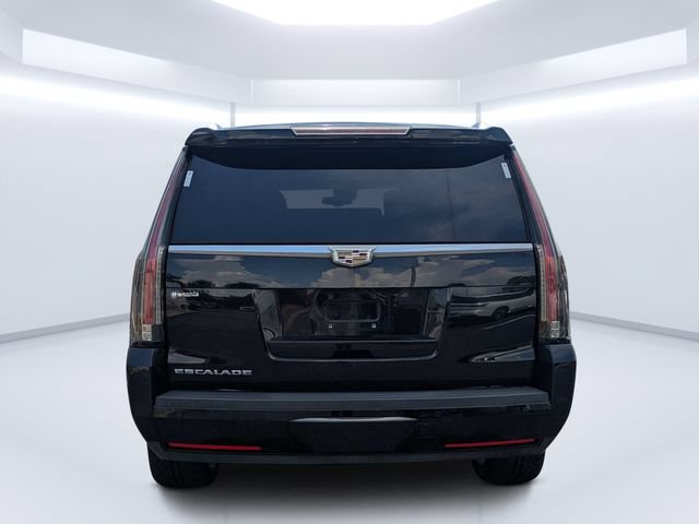 Used 2016 Cadillac Escalade Platinum AWD/4WD image 4