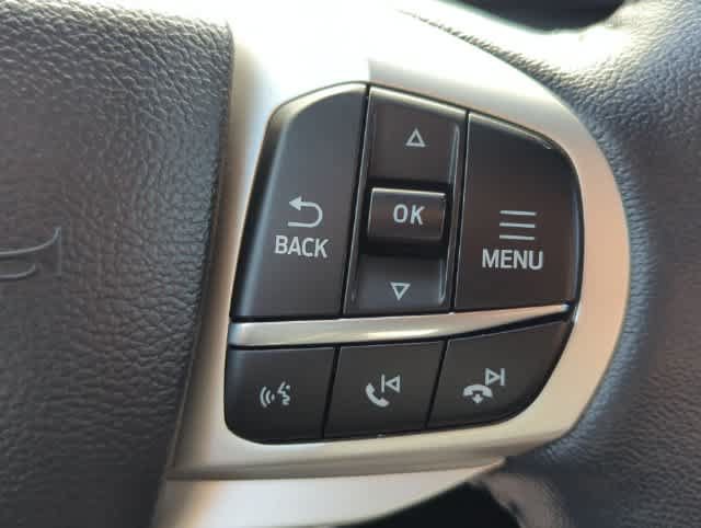 Used 2023 Ford Explorer XLT AWD/4WD image 26
