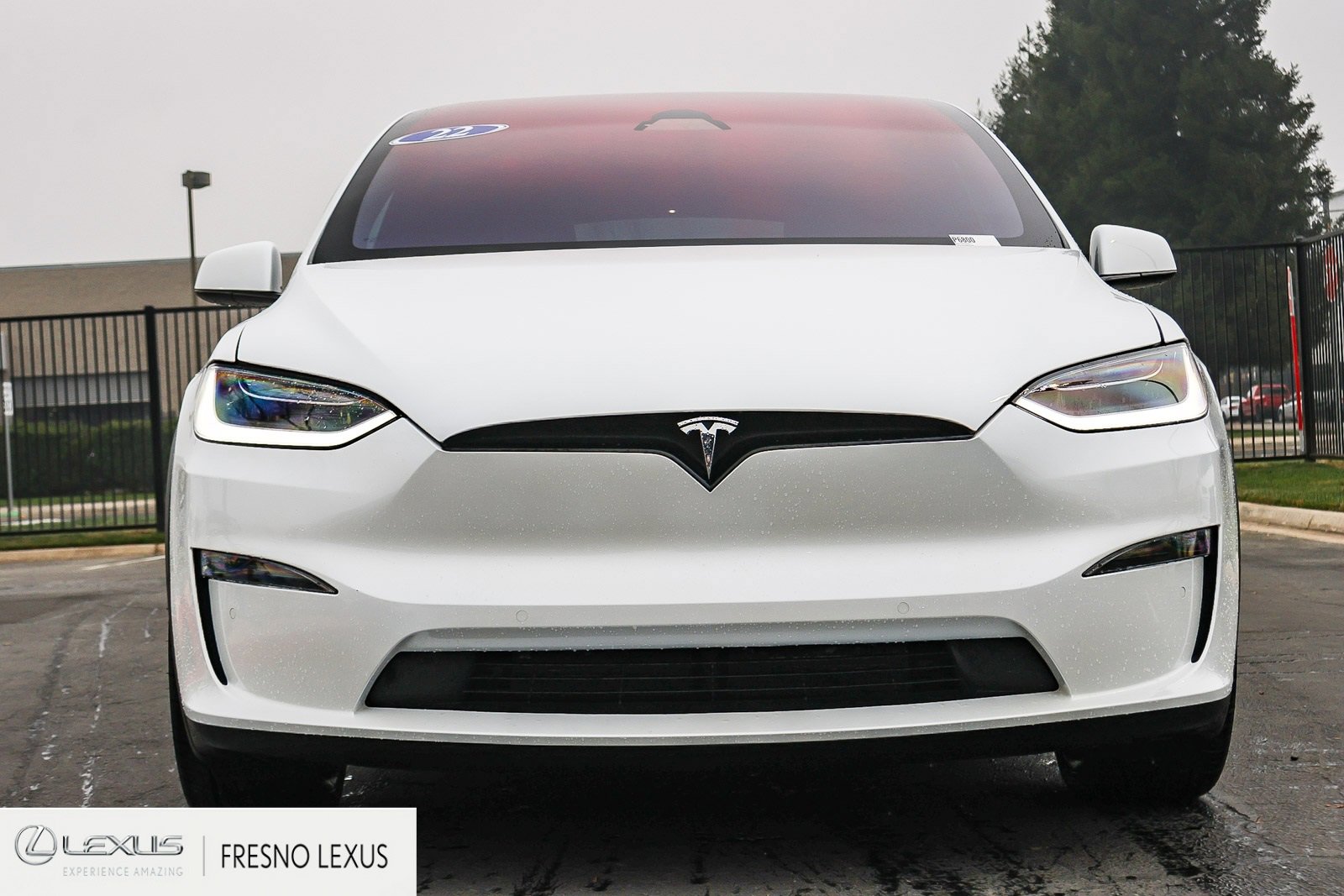 Used 2022 Tesla Model X image 2