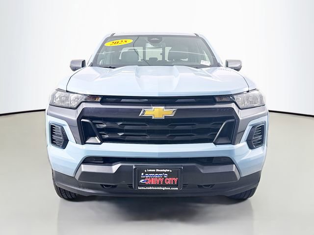 Used 2025 Chevrolet Colorado LT w/ Advanced Trailering Package image 2