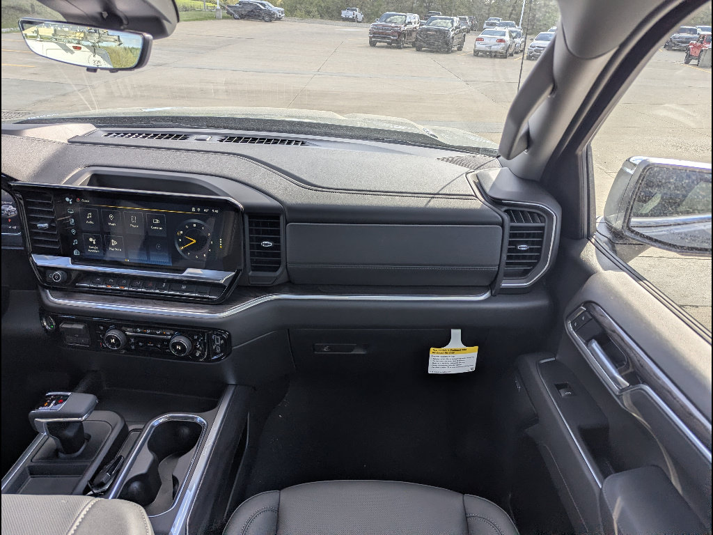 New 2026 Chevrolet Silverado 1500 LTZ w/ Technology Package AWD/4WD image 4