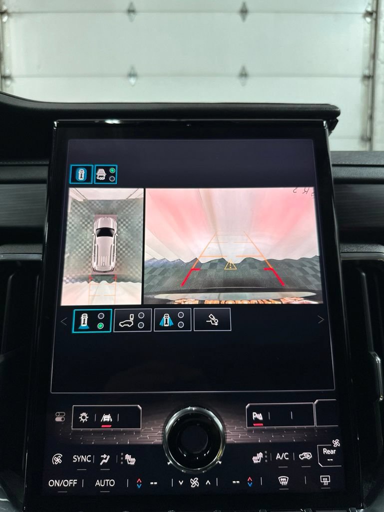 Used 2025 GMC Acadia Elevation AWD/4WD image 29