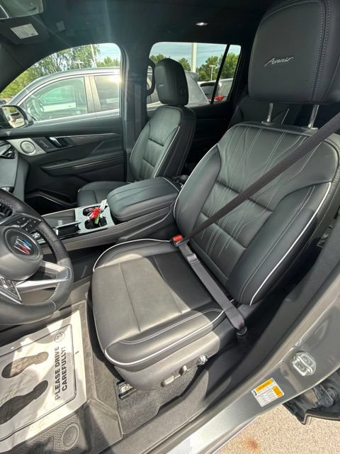 Used 2025 Buick Enclave Avenir w/ Super Cruise Package AWD/4WD image 19