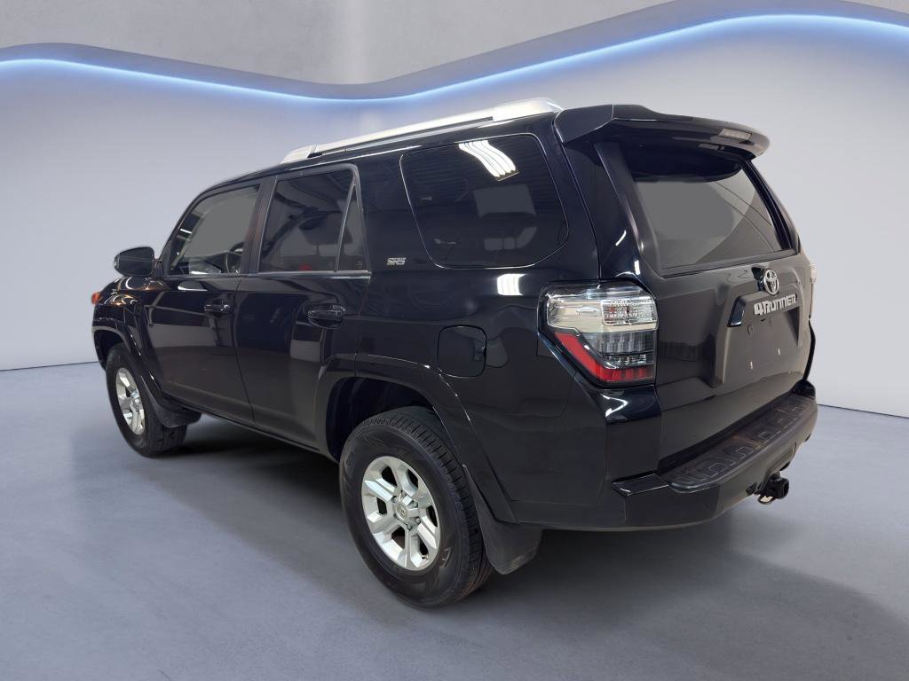 Used 2018 Toyota 4Runner SR5 Premium image 5