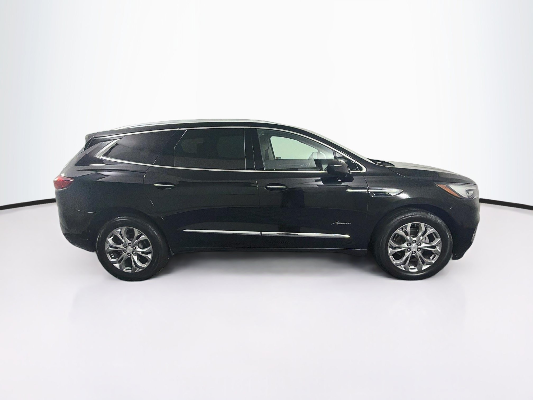 Used 2018 Buick Enclave Avenir w/ Avenir Technology Package FWD image 10