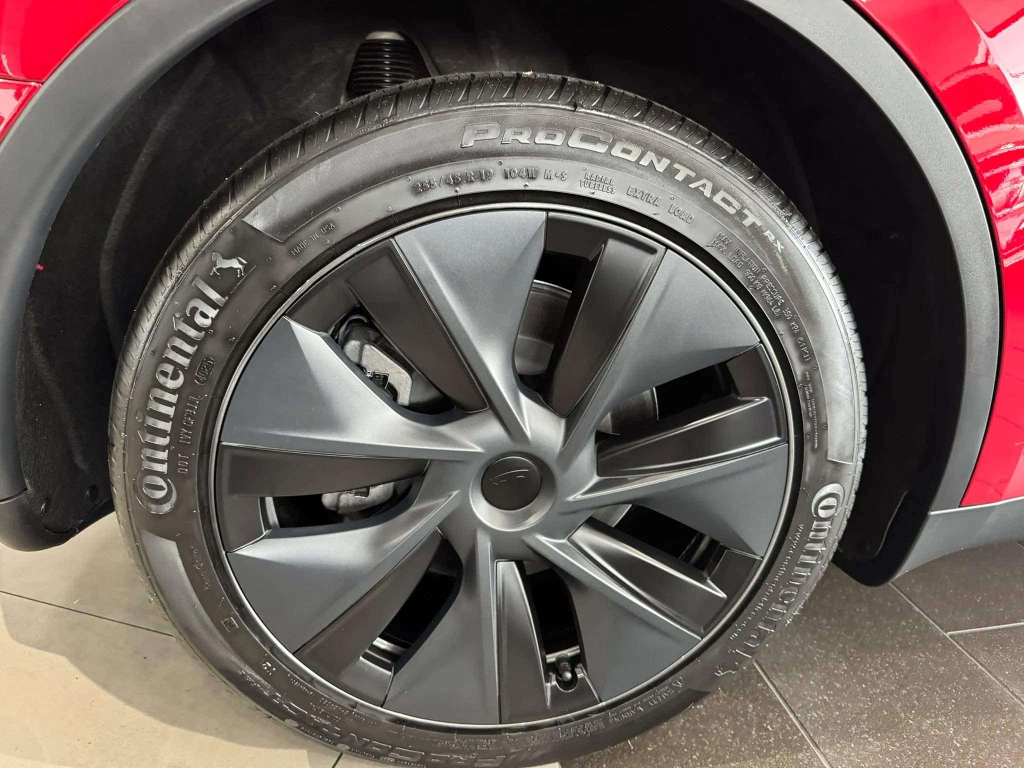 Used 2024 Tesla Model Y Long Range image 42