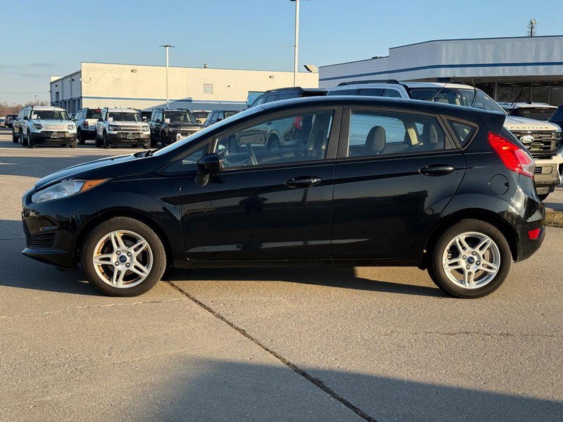 Used 2018 Ford Fiesta SE image 2