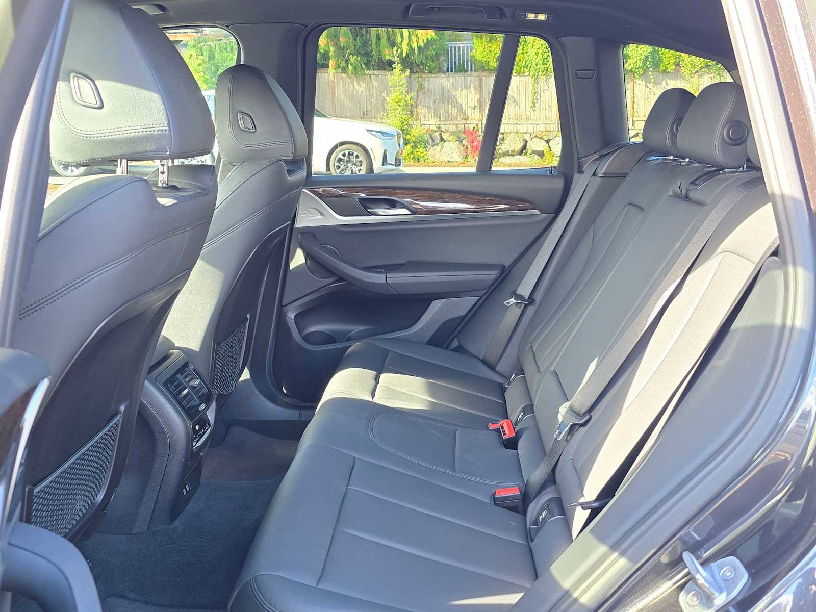 Used 2020 BMW X3 xDrive30i w/ Premium Package image 17