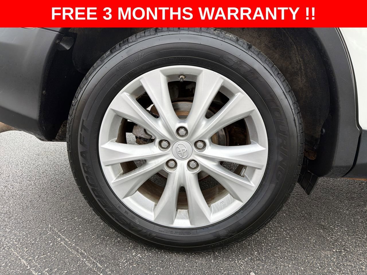 Used 2013 Toyota RAV4 Limited image 32