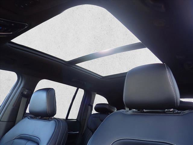 New 2026 Jeep Grand Cherokee Limited w/ Luxury Tech Group II image 15