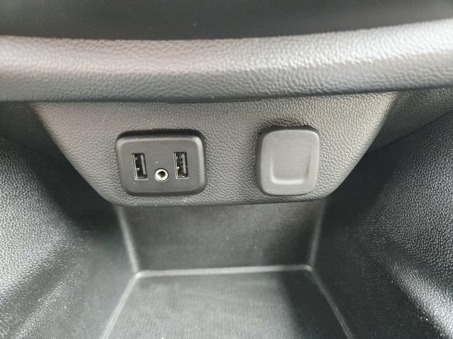 Certified 2022 Chevrolet Traverse LS AWD/4WD image 28