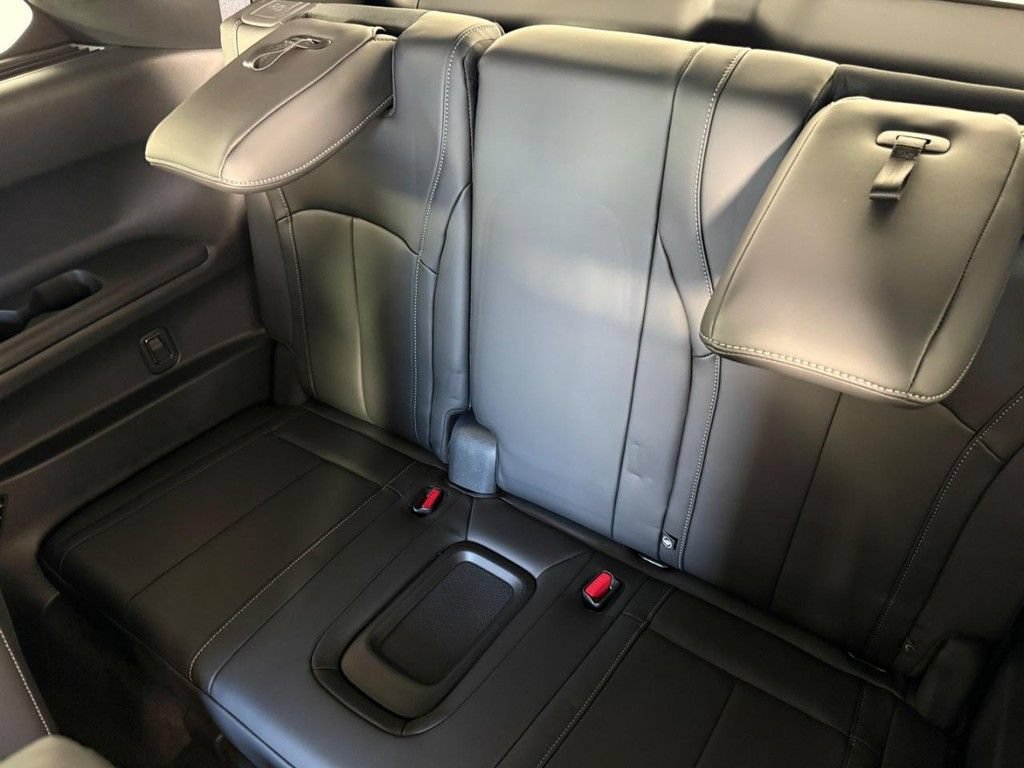 New 2027 INFINITI QX60 Sport AWD/4WD image 18