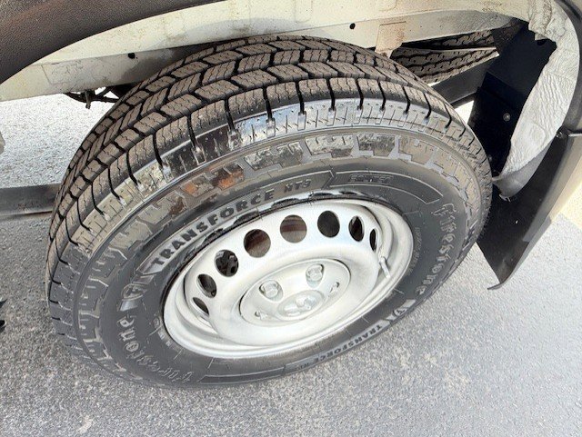 Used 2003 Dodge Sprinter 2500 RWD image 10